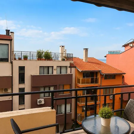 Lejlighed Floor With Balcony *